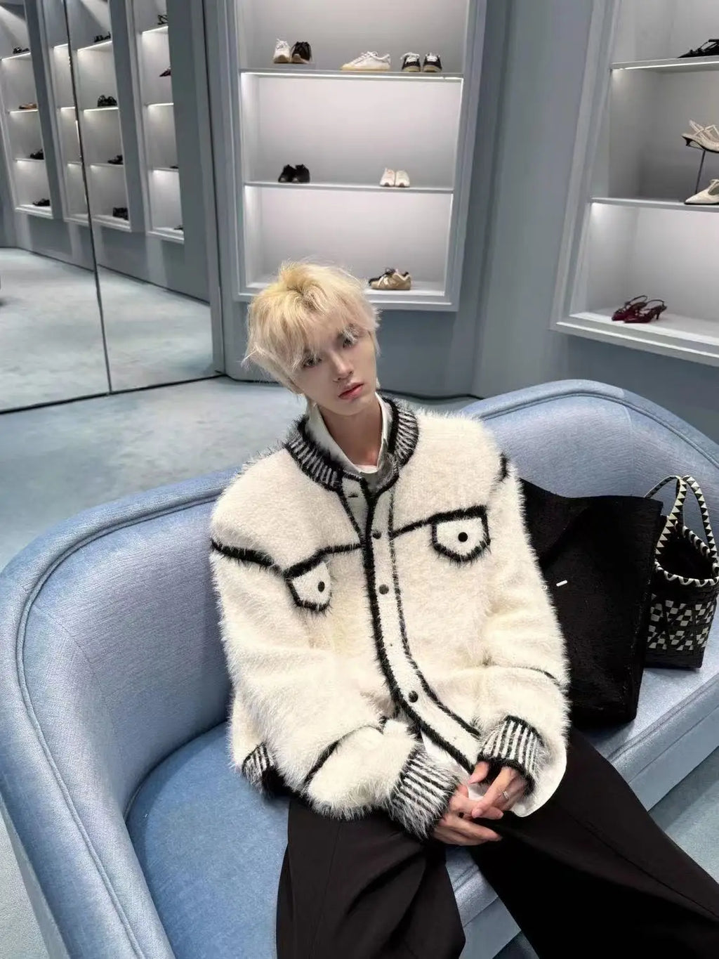 Loose and lazy style knitted sweater jacket, autumn and winter imitation mink fur small fragrant style cardigan sweater for men